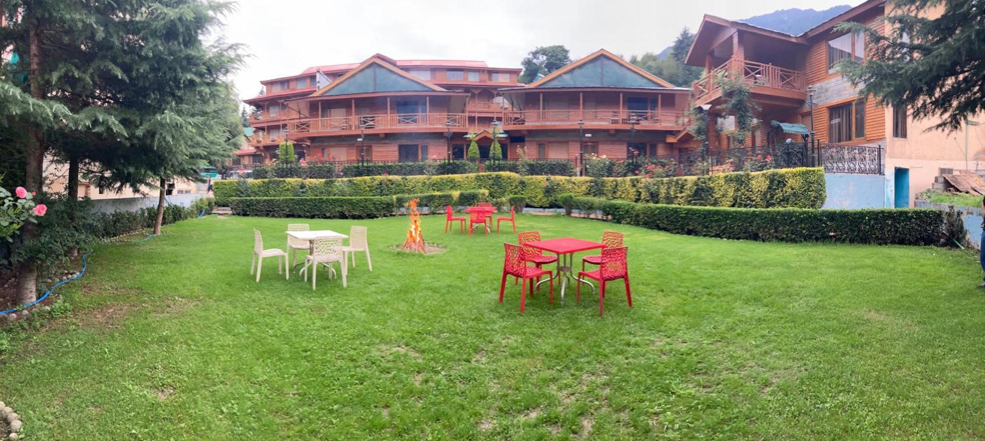 Hotel The North Wind In City Center, Manali Exterior foto
