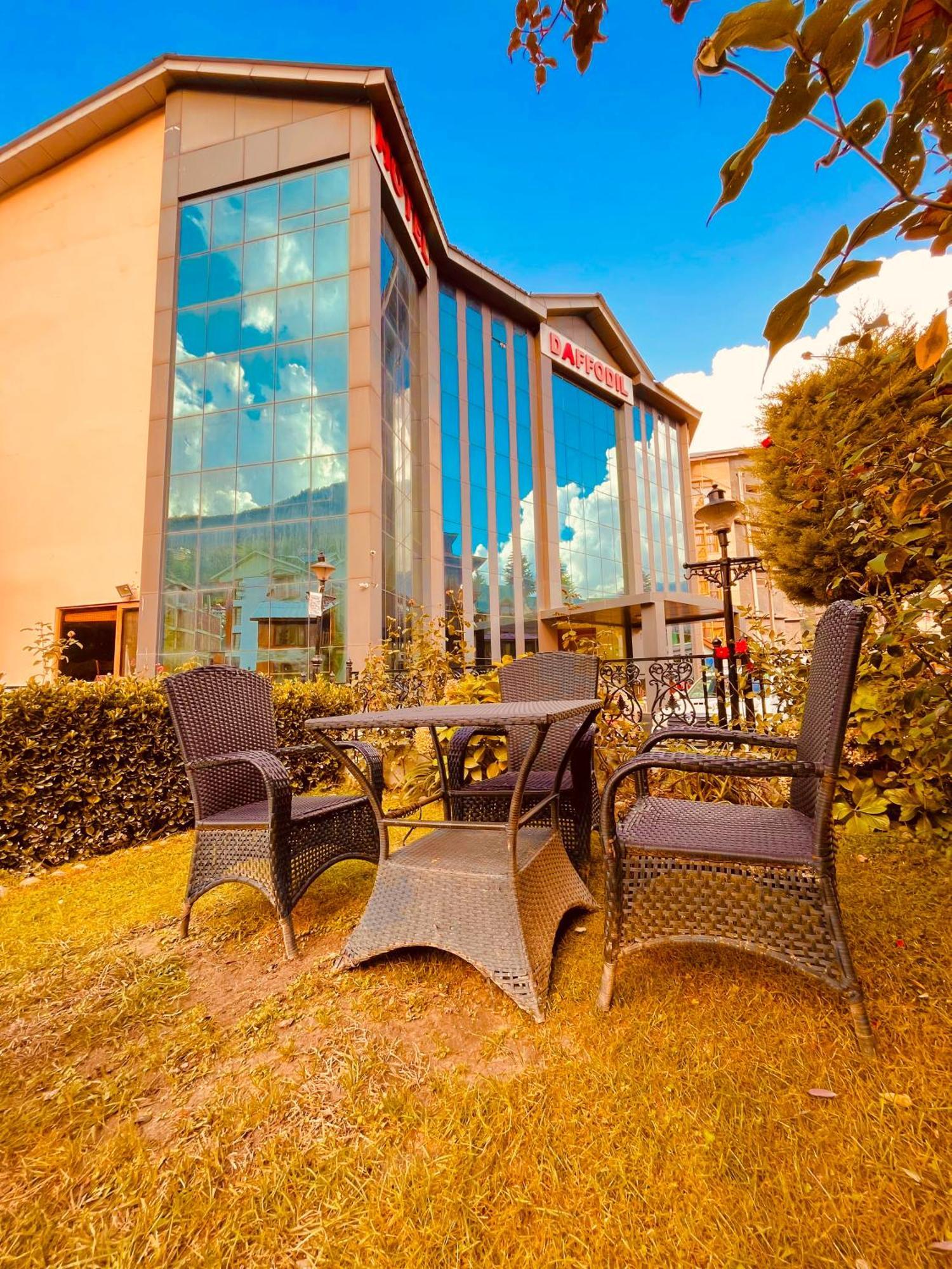 Hotel The North Wind In City Center, Manali Exterior foto