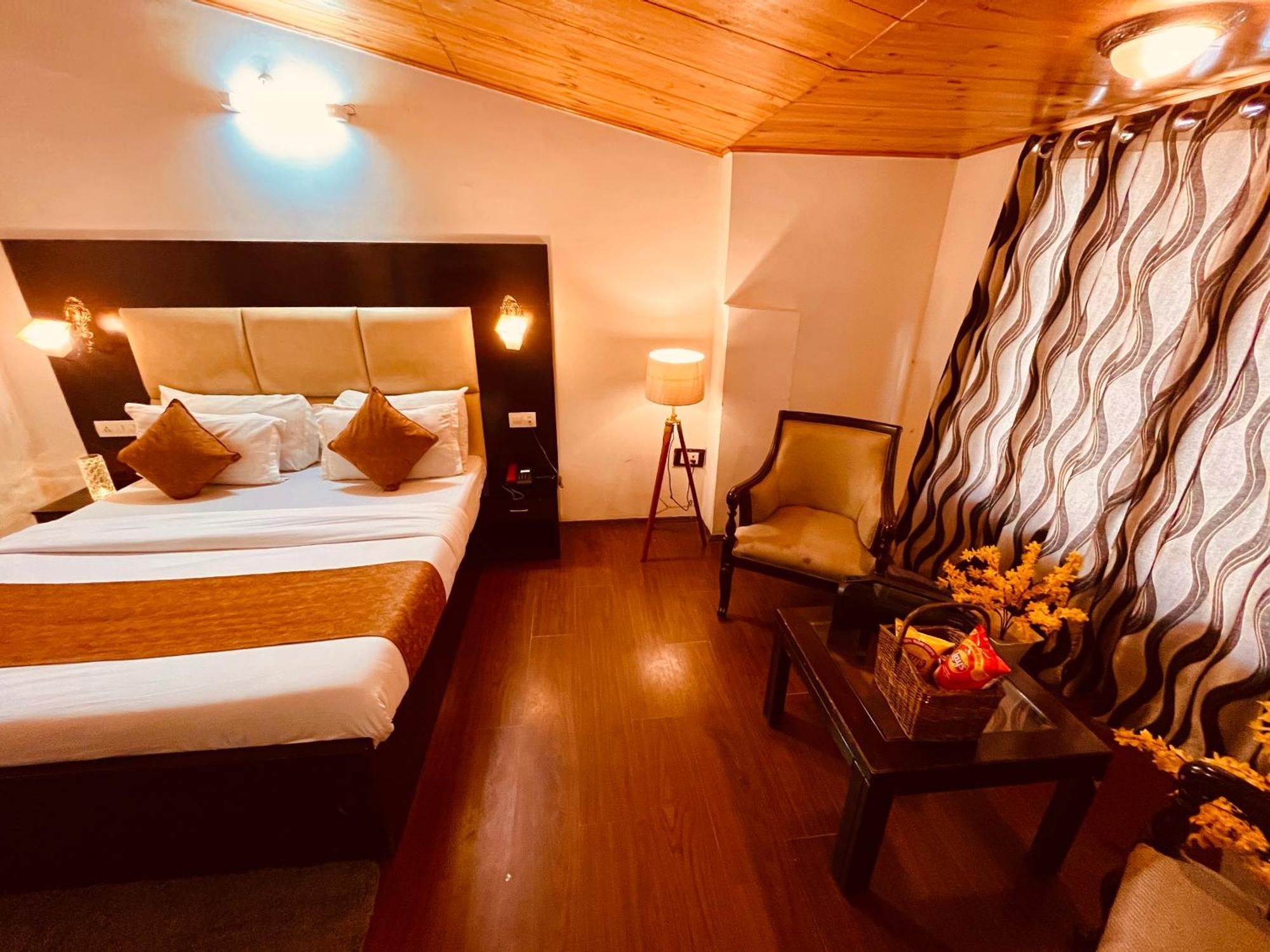 Hotel The North Wind In City Center, Manali Exterior foto